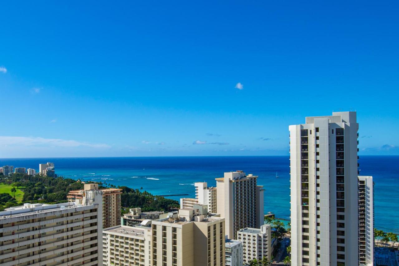 Apartment Deluxe Living In Waikiki - Ocean View With Parking