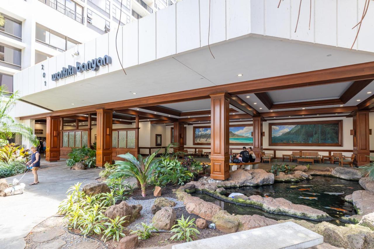 Apartment Deluxe Living In Waikiki - Ocean View With Parking *