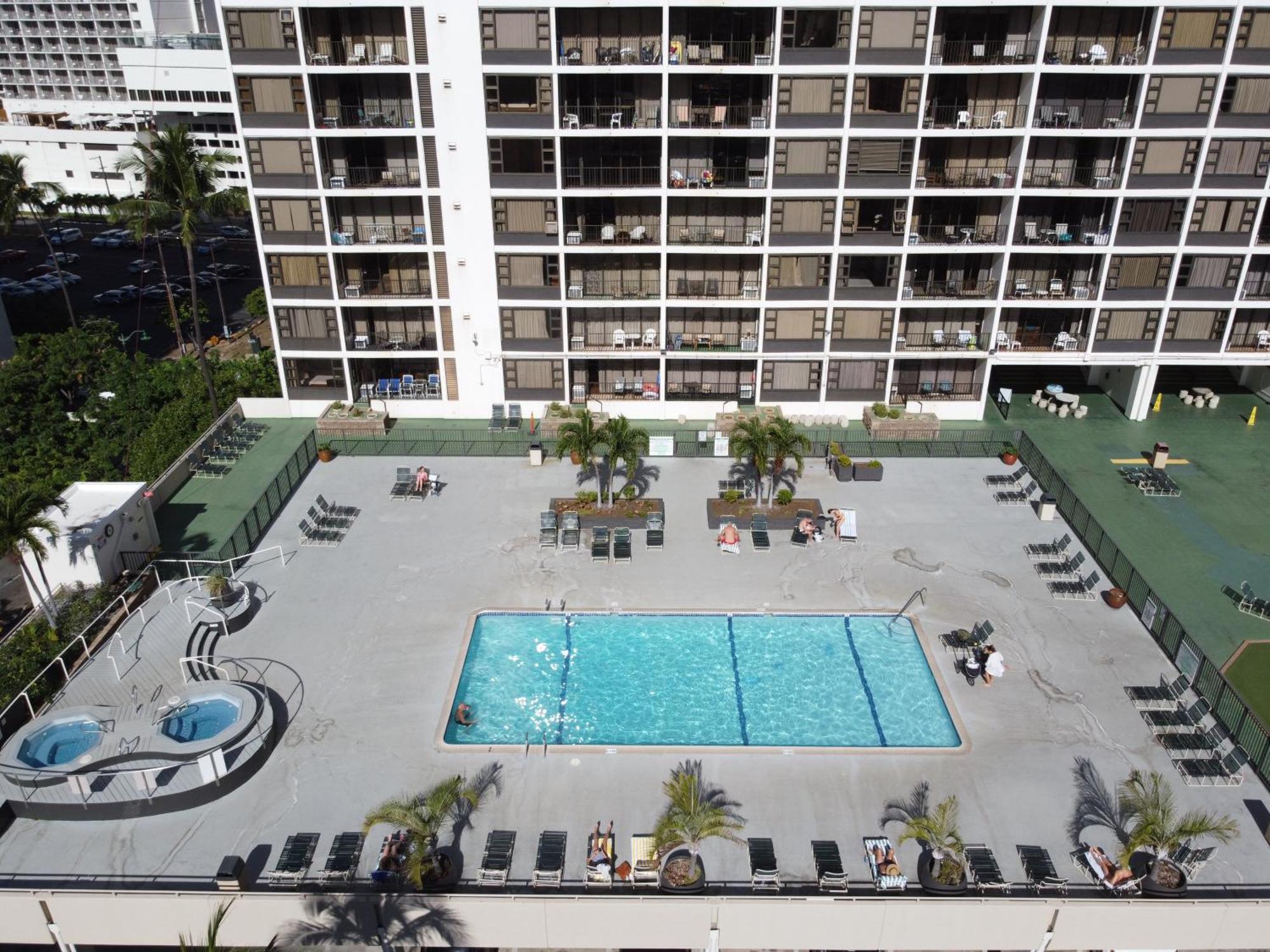 Deluxe Living In Waikiki - Ocean View With Parking Honolulu